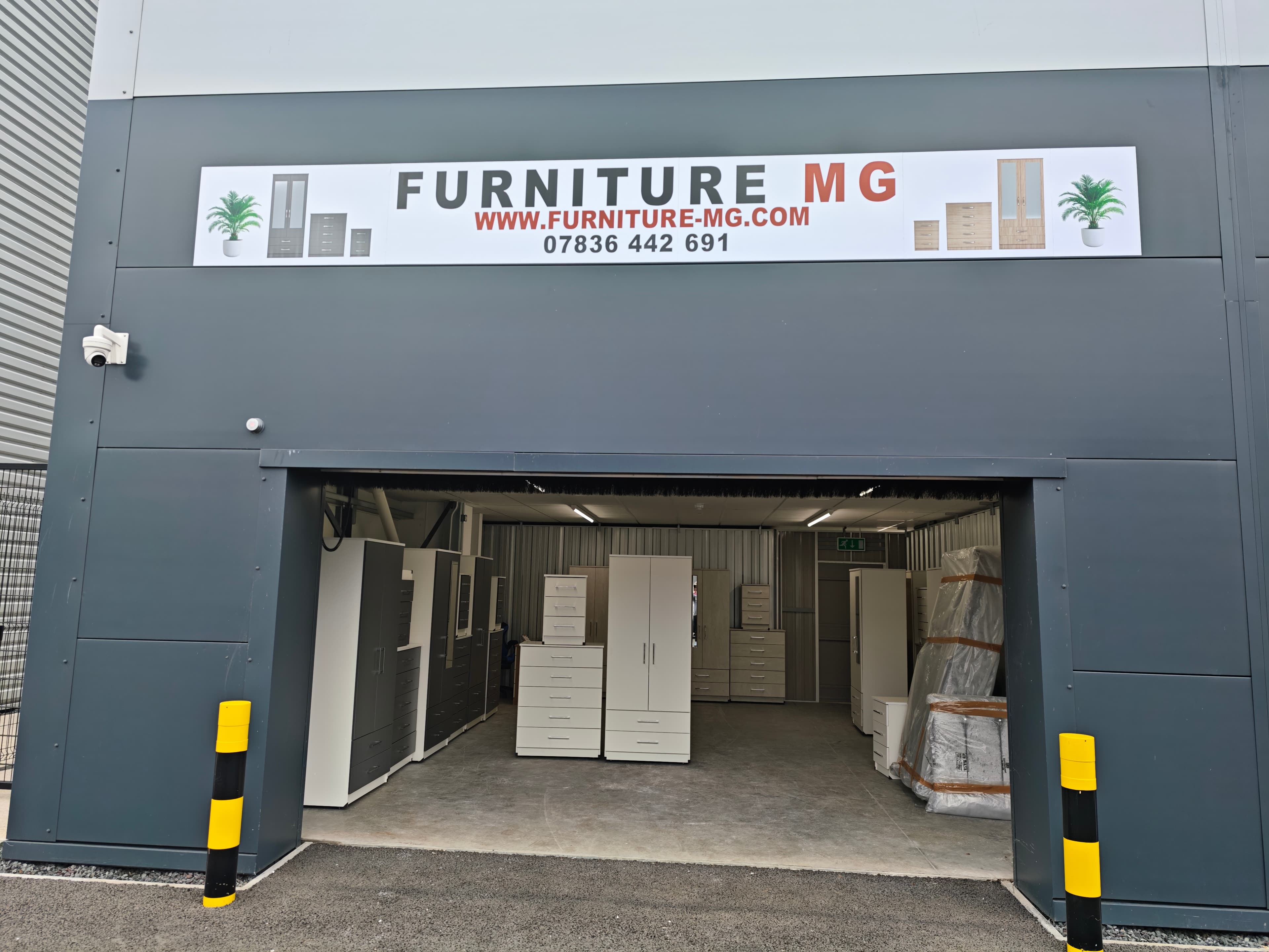 Magnetic banner installed on Birmingham business unit