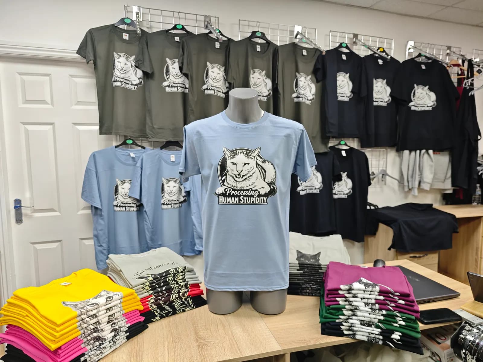 Blue custom cat t-shirt from a 300 piece Birmingham bulk printing order